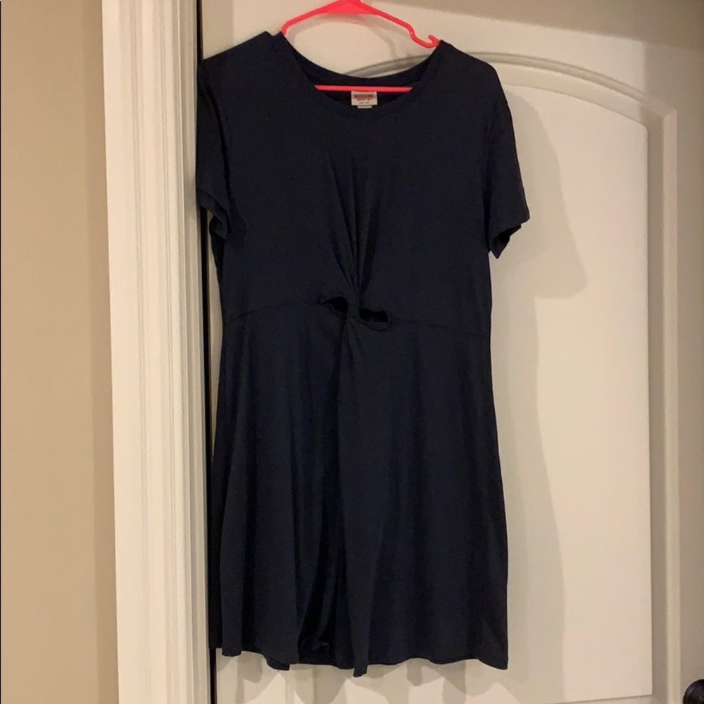 Black/dark grey dress